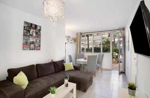 Playa del Aguila Apartment | Playa del Aguila