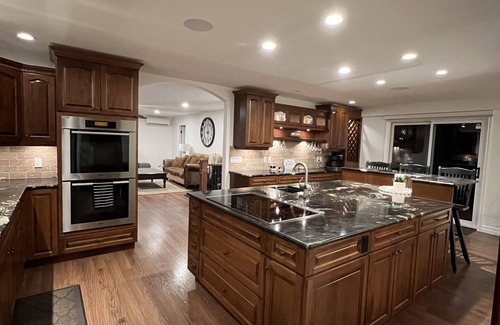 Salmon Arm House | Playful paradise on Shuswap Lake