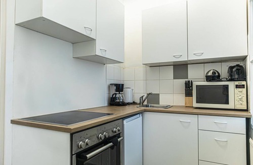 Meidling Apartment | Pleasant 2BR Apt.- Near U6 Station am Schöpfwerk