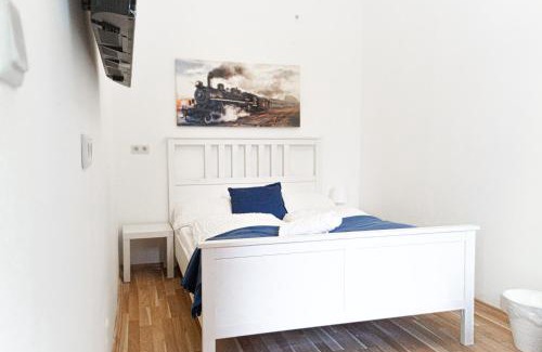 Neulerchenfeld Apartment | Pleasant 3BR Shared Apartment- Ideal for Longstays