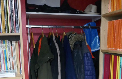 Les Lilas Apartment | Pleasant apartment for two near Paris