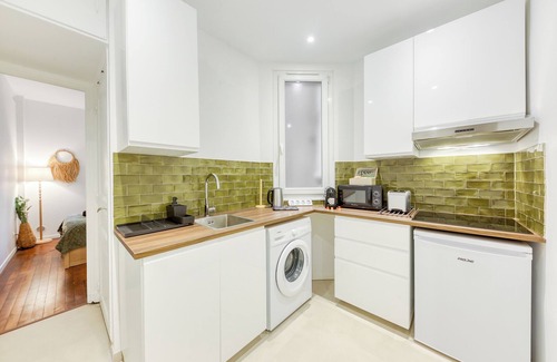 Charonne Apartment | Pleasant apartment with WiFi in Vincennes Near Metro 1