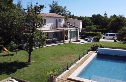 Viens House | Pleasant house in Luberon with swimming pool, France