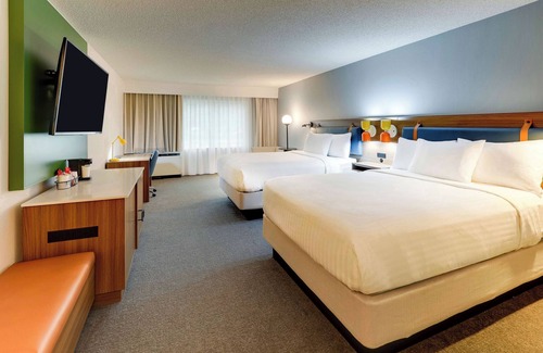 Oyster Point Hotel | Pleasant Stay, Convenient Location! 2 Convenient Units, Pets Allowed