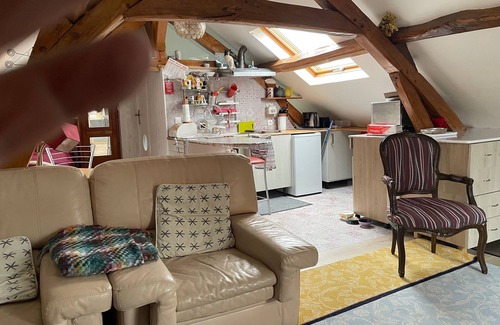 Salbris Apartment | Pleasant studio in sologne, ideal for 2 or 3 people