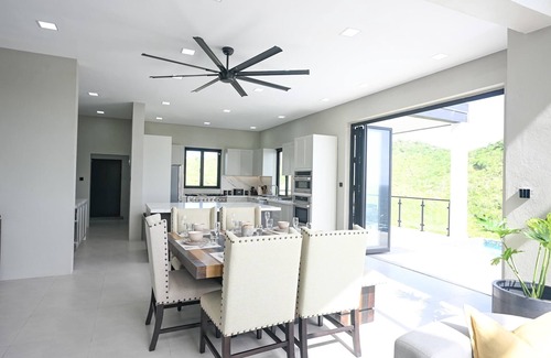 Mount Hardy Villa | Please Inquire Before Booking – Luxury Villa