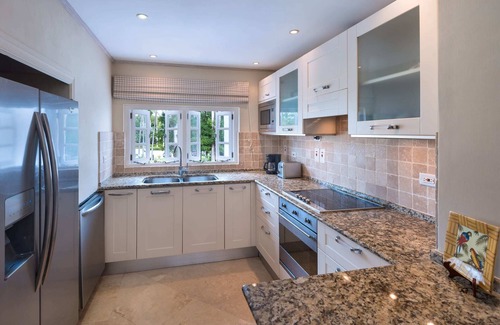 Merlin Bay Apartment | Please Inquire Before Booking – Luxury Villa