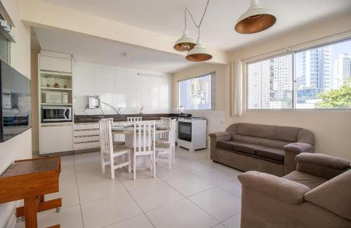 Centro Apartment | PLT41 - Sacada Ampla com Churrasqueira, 3 Suítes