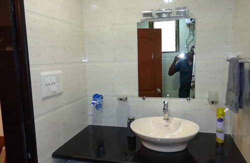 Bandra West Apartment | Plush Studio in the Heart of Bandra