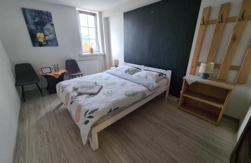 gmina Nagłowice Hotel | "Pod Basztą" Restauracja i Noclegi