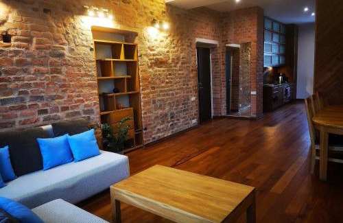 Old Town Apartment | Poe Luxury