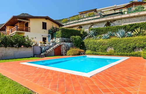 Villanuova sul Clisi Apartment | Poggio sul Clisi
