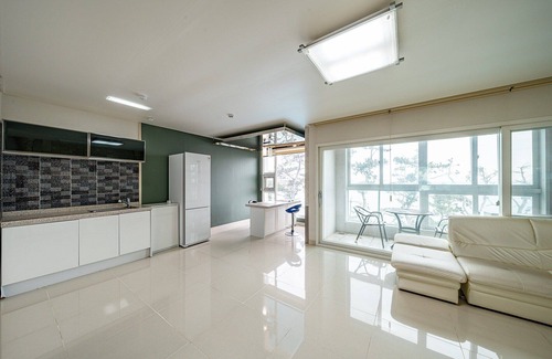 Pohang Hotel | Pohang Pinewave Sea & Spa Pension