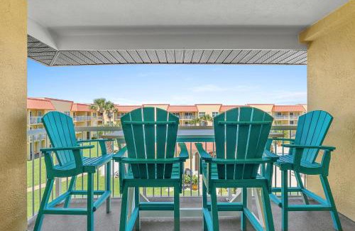 Point East House | Point East 320