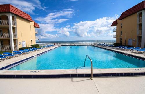 Point East House | Point East 320