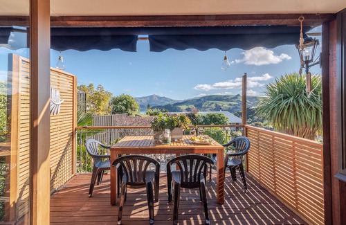Akaroa House | Pointers - Akaroa Holiday Home