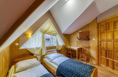 Male Ciche House | Pokoje Gościnne Grzybek