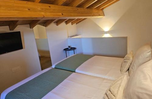 Guimaraes Apartment | Polery Apartments Center