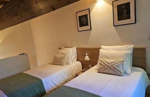 Guimaraes Apartment | Polery Apartments Center