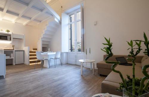 Ruggero Settimo Apartment | Politeama Apartments by Giorgio