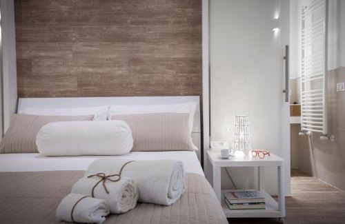 Ruggero Settimo Apartment | Politeama Apartments by Giorgio