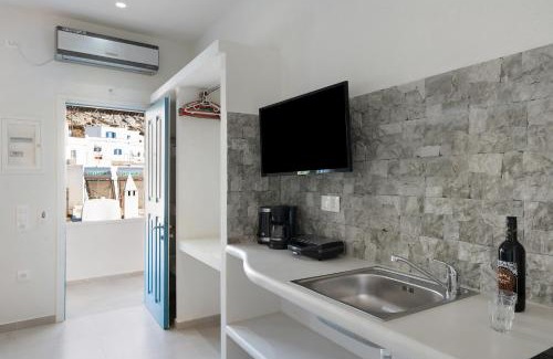 Amorgos Town Apartment | Politimis Studio N1