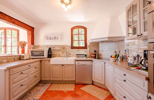 Espero-Pax House | Ponderosa by Interhome