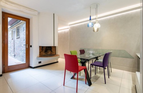 San Lorenzo Apartment | Ponte Rosso Modern in Florence