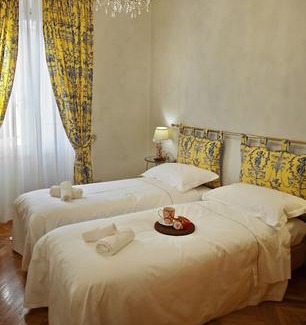 Oltrarno Apartment | Ponte Vecchio Amazing View