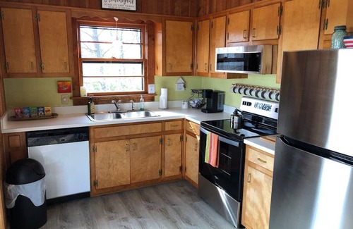 Burks Fork Cabin | Pontificator's Perch - you'll love the view, by Buffalo Mtn Getaway