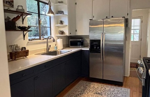 Blenman-Elm House | Pool/2BR 2BA/Historic & Charming/Fenced Yard