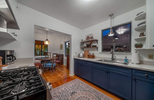 Blenman-Elm House | Pool/2BR 2BA/Historic & Charming/Fenced Yard