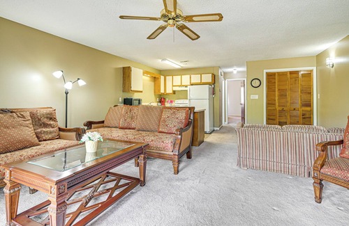 Surfside Beach Condo | Pool Access & Balcony: Condo in Myrtle Beach!