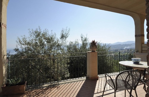 Sorrentini Apartment | Pool, beach and relax! 4 pax