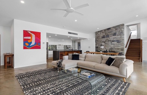 Sawtell House | Pool, Gas Fireplace, BBQ, Walk to Beach and Cafes
