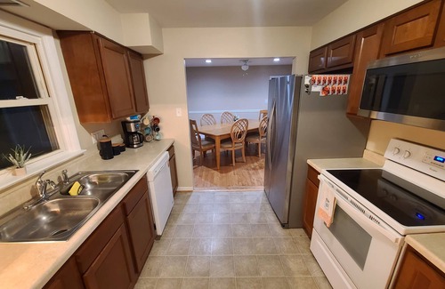 Hagerstown House | Pool, Hot Tub, and Fun for all!