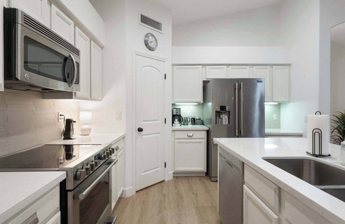 Arrowhead Lakes House | Pool| Lake Views |Private Dock |Paddleboat |Oasis