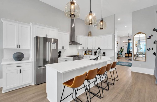 Tulane - Gravier House | Pool | Minutes to Superdome & French Quarter | 5BR