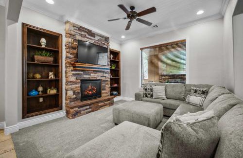St. George House | Pool & Sunshine Retreat - Resort-style Amenities