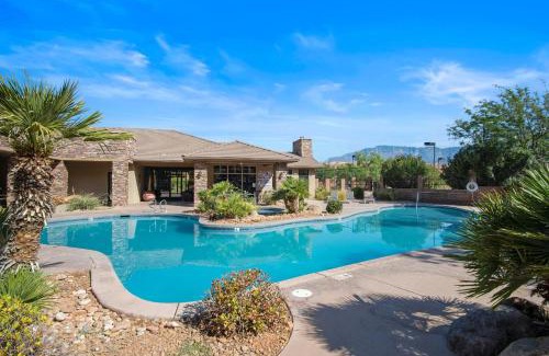 St. George House | Pool & Sunshine Retreat - Resort-style Amenities