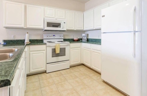 Village of Four Seasons Apartment | Pool | WiFi | Lake Front| Sleeps 6 | MM 13 (791DC)