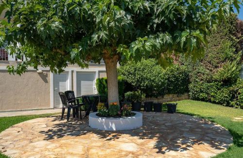 Tanagra Villa | Poolside Paradise Dilesi by ΜΡS