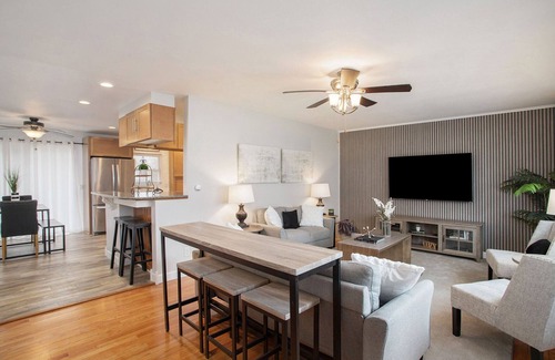 Stevensville House | Poolside Playhouse: Beach Getaway, Firepit & Games