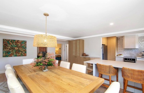 Pearl Beach House | Poolside Retreat by HolidayCo.