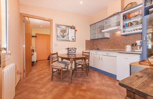 El Mas Fumats Villa | Poolside Villa near Beaches
