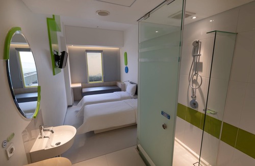 Bandung Hotel | POP! Hotel Festival Citylink Bandung