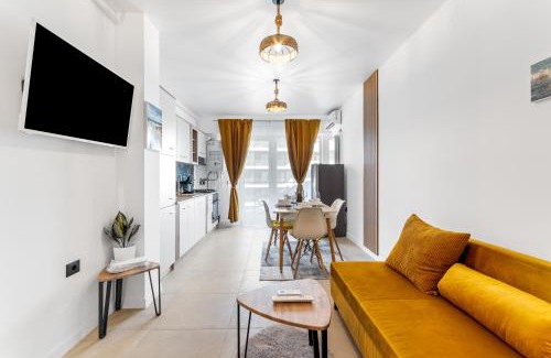Mamaia-Sat Apartment | Popeye's SeaView in Odyssey Pool & Spa Resort