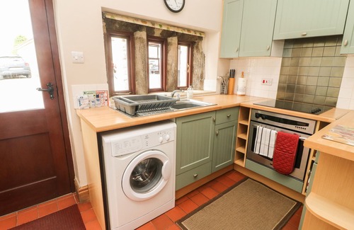 Horton in Ribblesdale Cottage | POPPY COTTAGE, family friendly in Horton-In-Ribblesdale