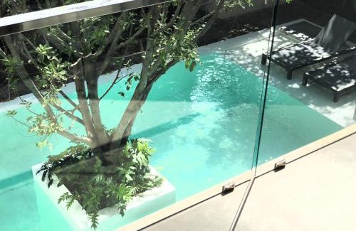 Wua Lai Hotel | POR Daowadung