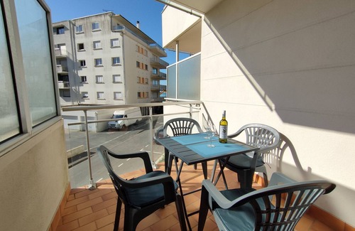 Pornichet Apartment | Pornichet La Baule Bright T2, with garage, 30m from the beach. 3* gîte